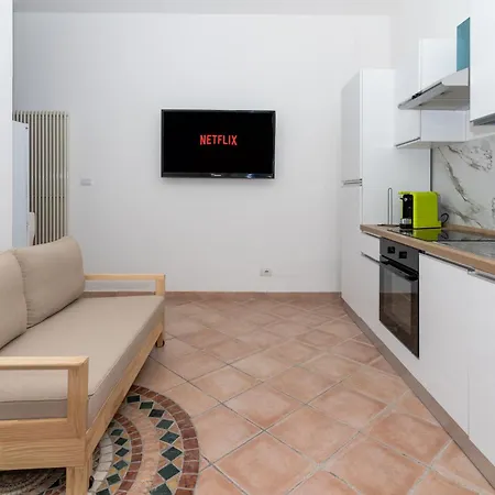 Апартаменты Deluxe Eclissi Sul Mare 30mt Dal Mare Римини